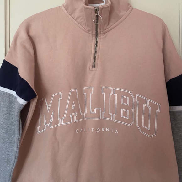 Pink quarter zip and colour block grey, white and blue sleeves, size S - Picture 2 of 7